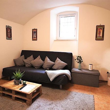 Xxx Fully Equipped Apartment Near Main Station! Wurzburg Bagian luar foto
