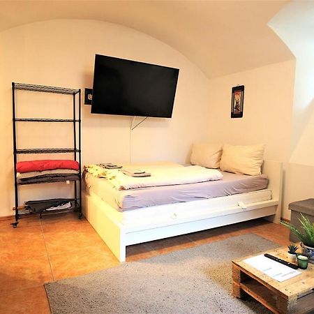 Xxx Fully Equipped Apartment Near Main Station! Wurzburg Bagian luar foto