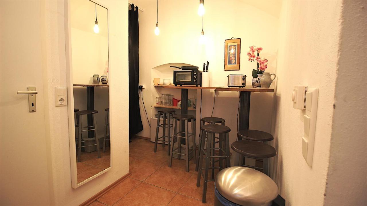 Xxx Fully Equipped Apartment Near Main Station! Wurzburg Bagian luar foto